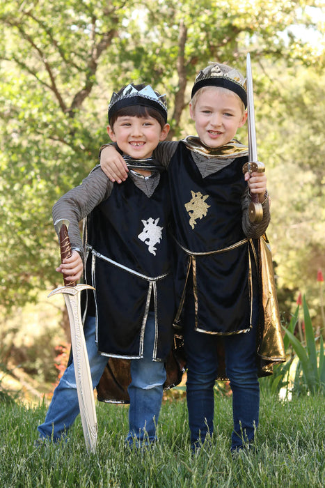 Knight Set with Tunic Cape and Crown