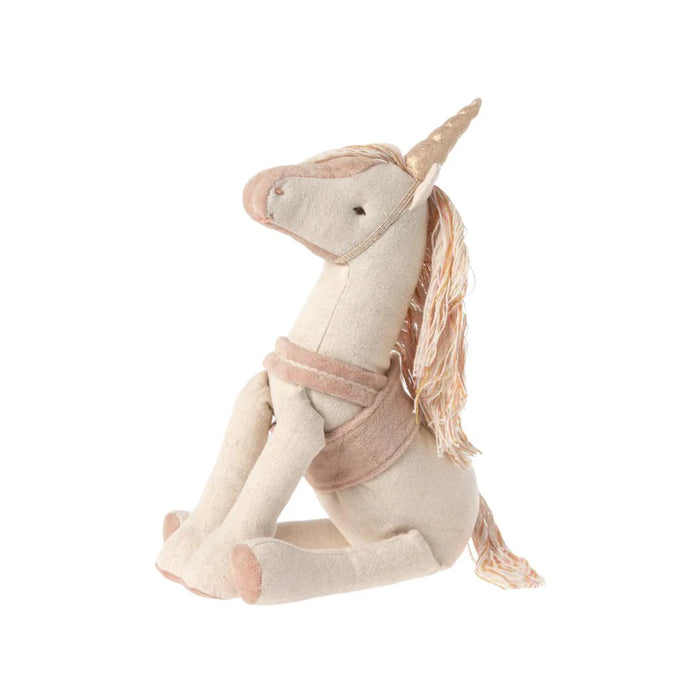 Unicorn, Medium