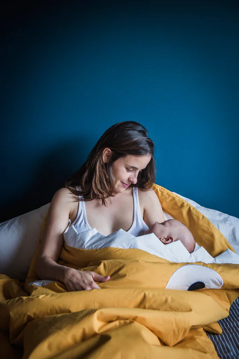 Adult Yellow shark sleeping bag – Chicks