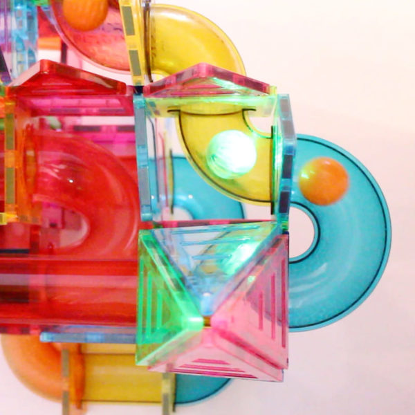 Race Track Magnetic Blocks with Glow in the Dark Balls – 176 Pieces